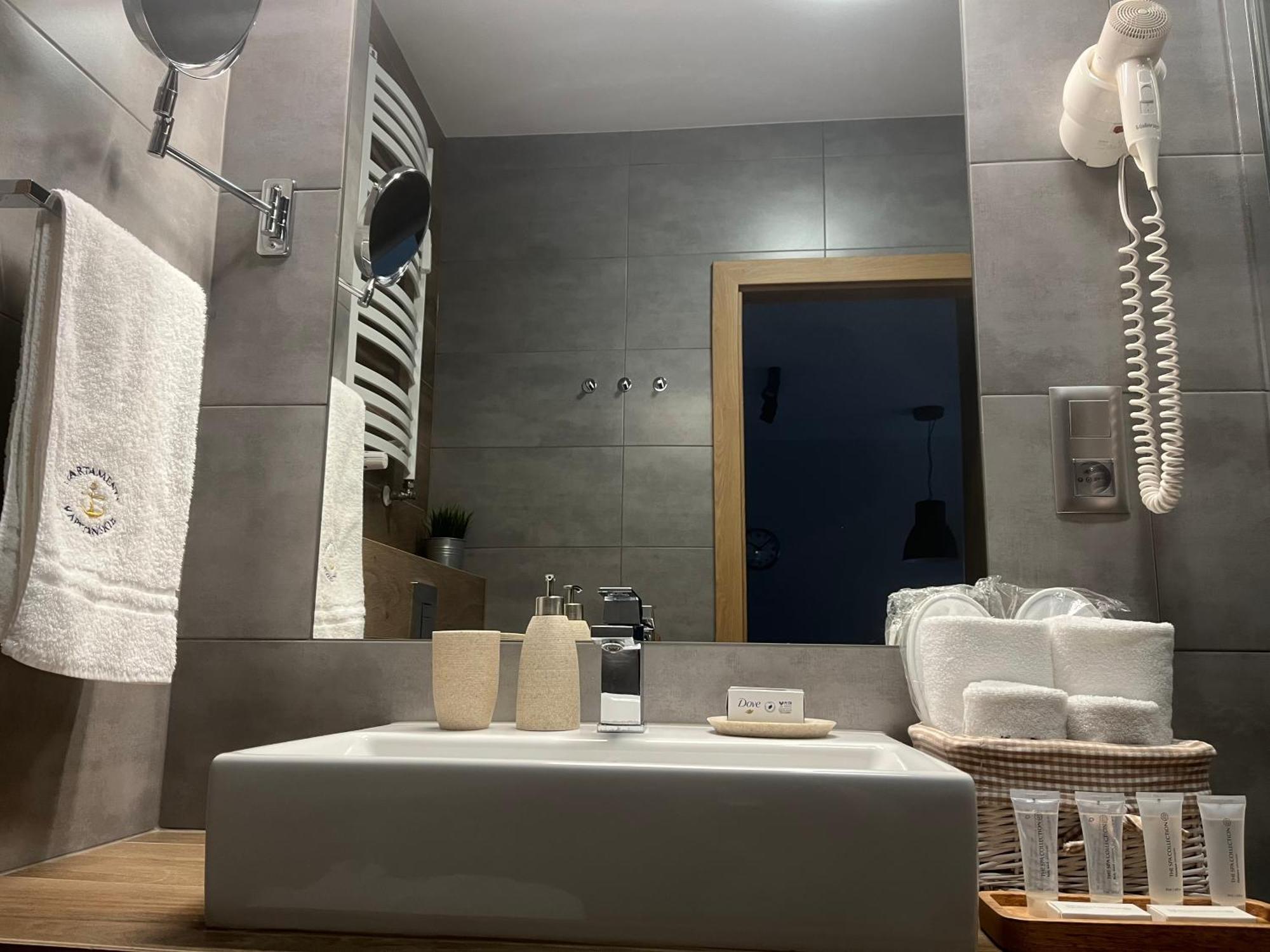 Apartamenty Kapitanskie Blizej Morza 科沃布热格 外观 照片