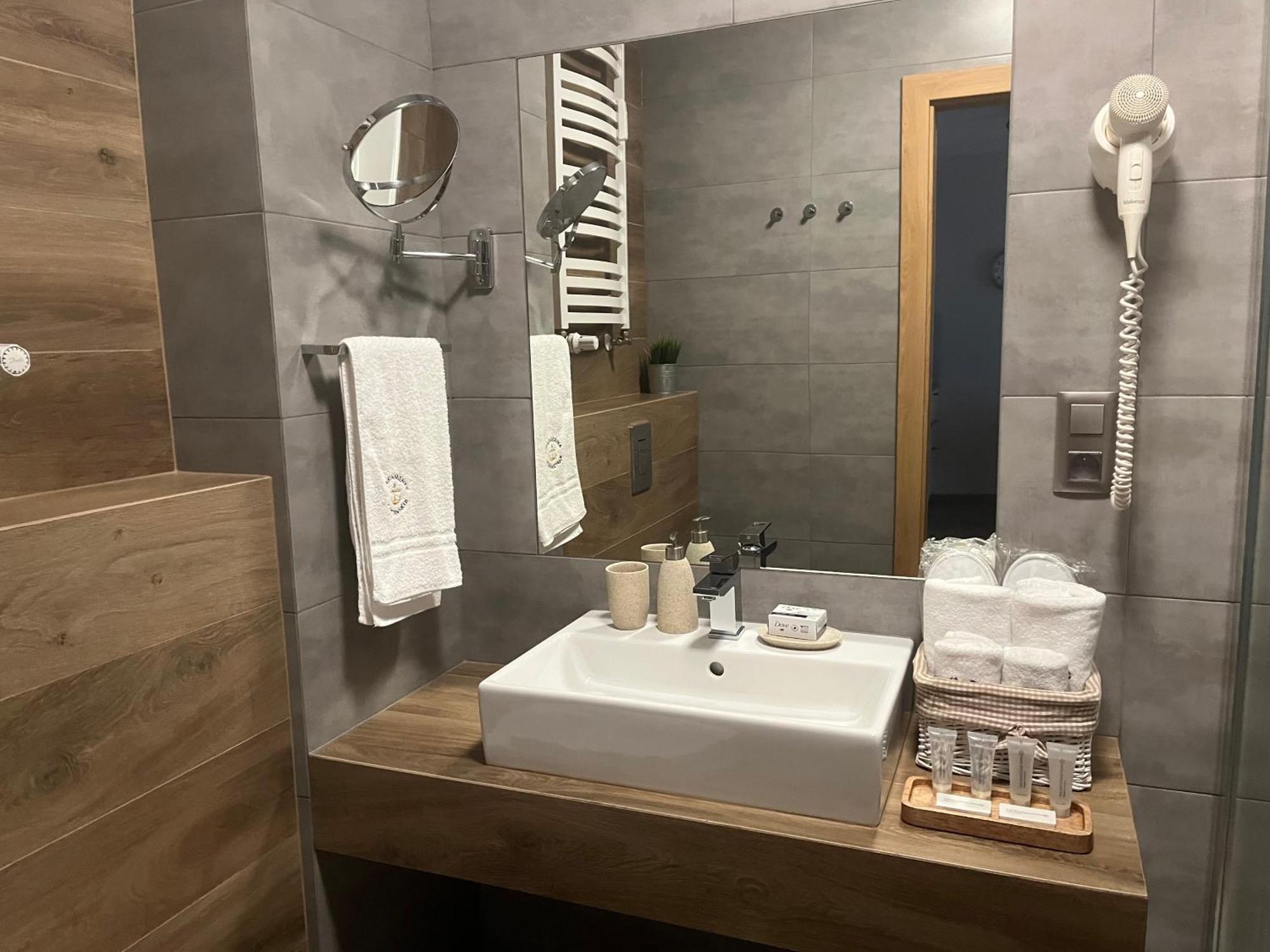 Apartamenty Kapitanskie Blizej Morza 科沃布热格 外观 照片